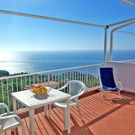 Appartement Termini-sant'agata Sleeps 4 Pool Air Con Termini